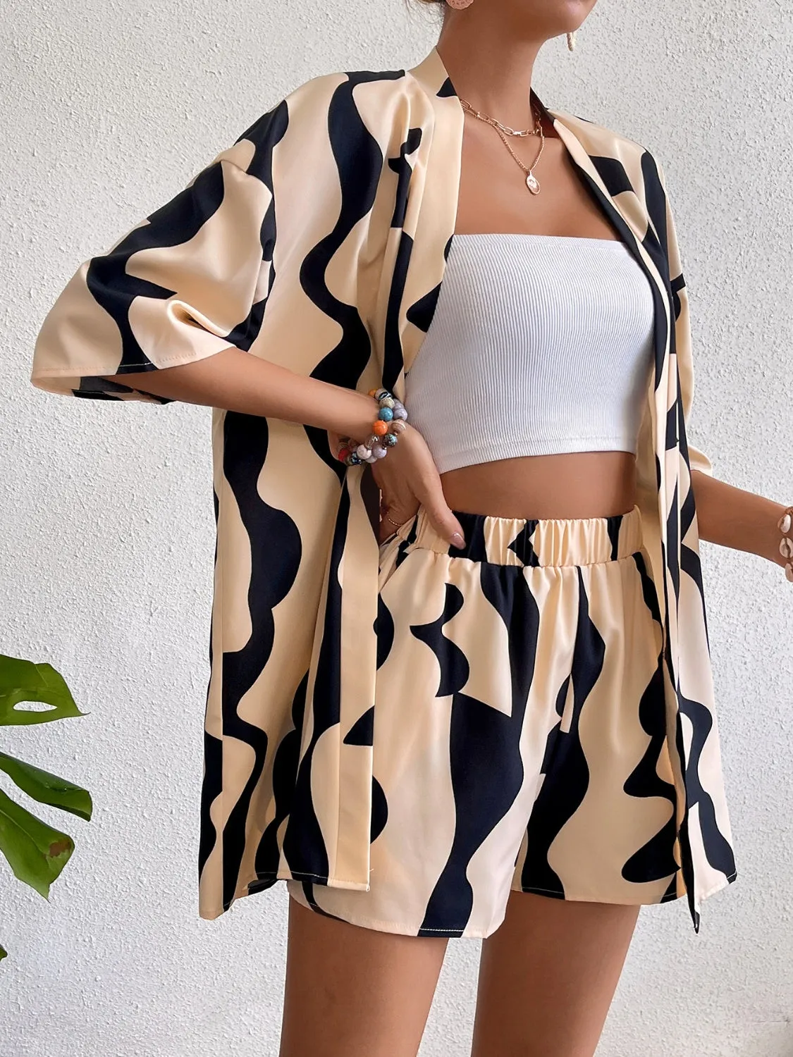 🌟 Printed Half Sleeve Top and Shorts Set 🌟