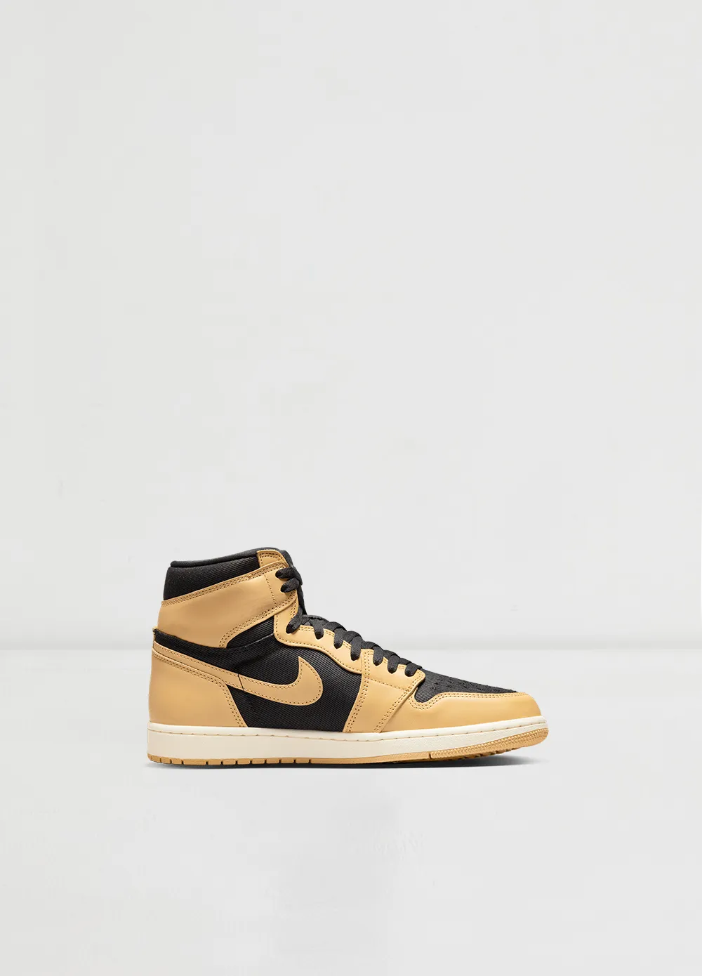 Air Jordan 1 Retro High OG Sneakers