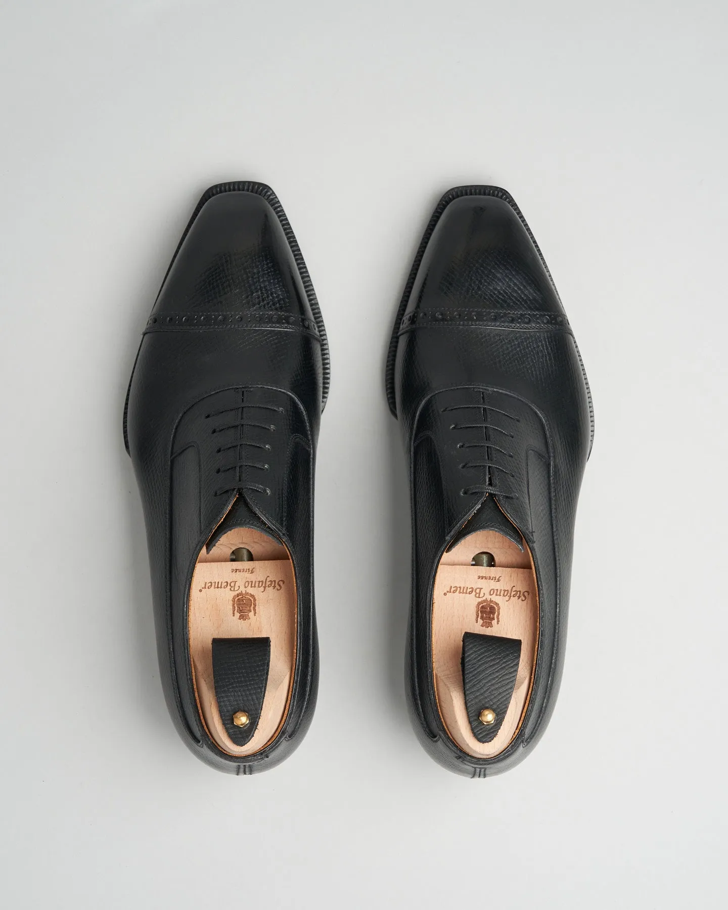 Balmoral | Arlington | Black | T6451Z5