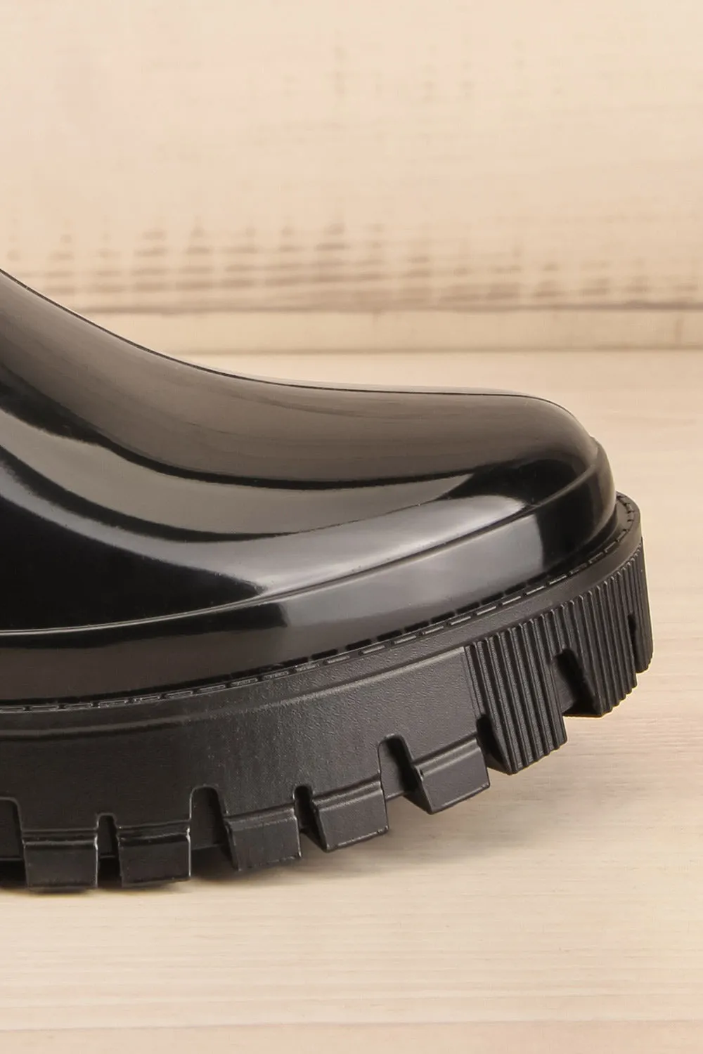 Bukavu Black | Round-Toe Ankle Rain Boots