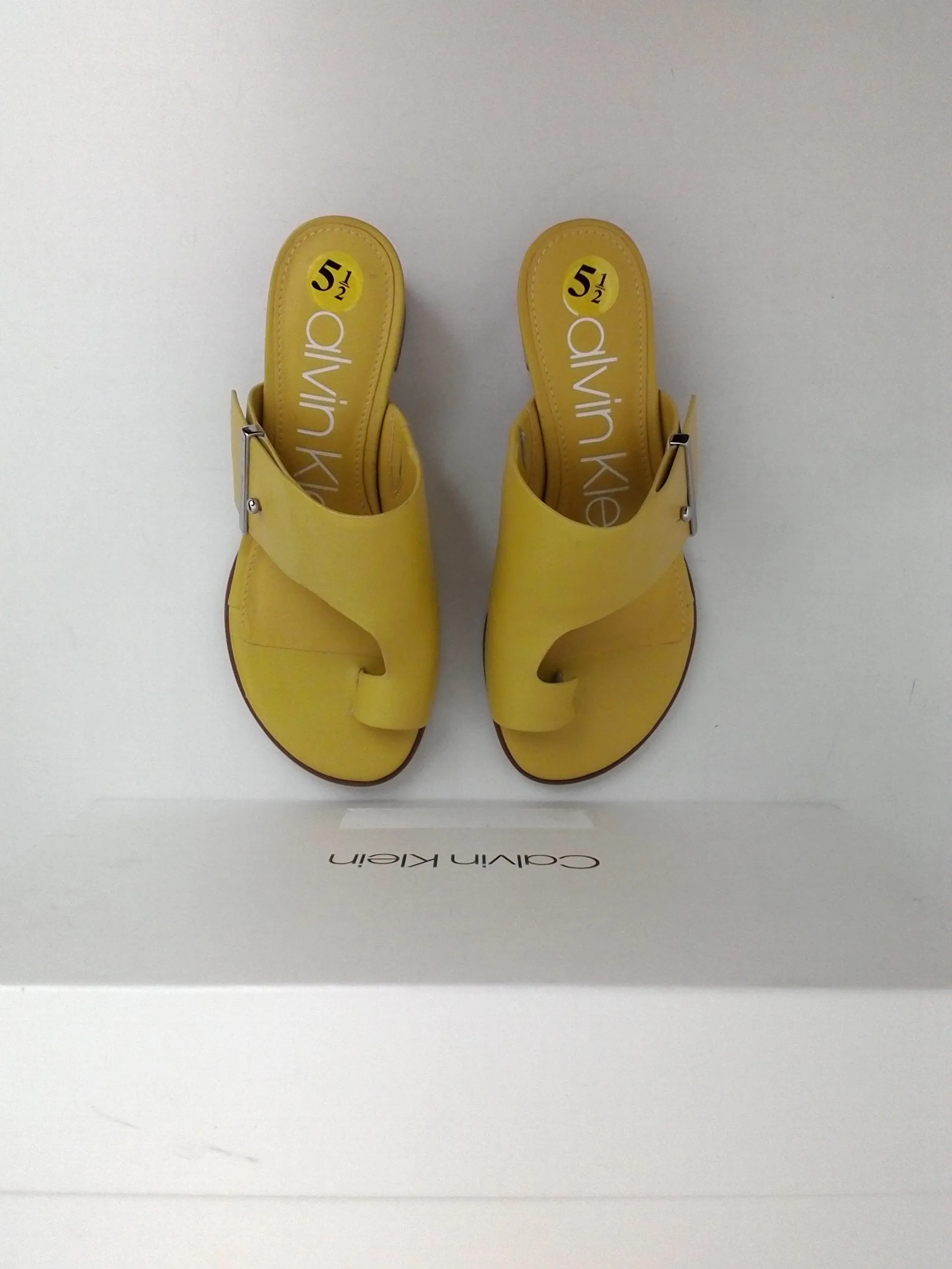 Calvin Klein Women's Daria Nappa leather Dress Sandal size 5.5 M