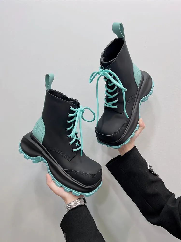 F22 MATTE square-toe boots