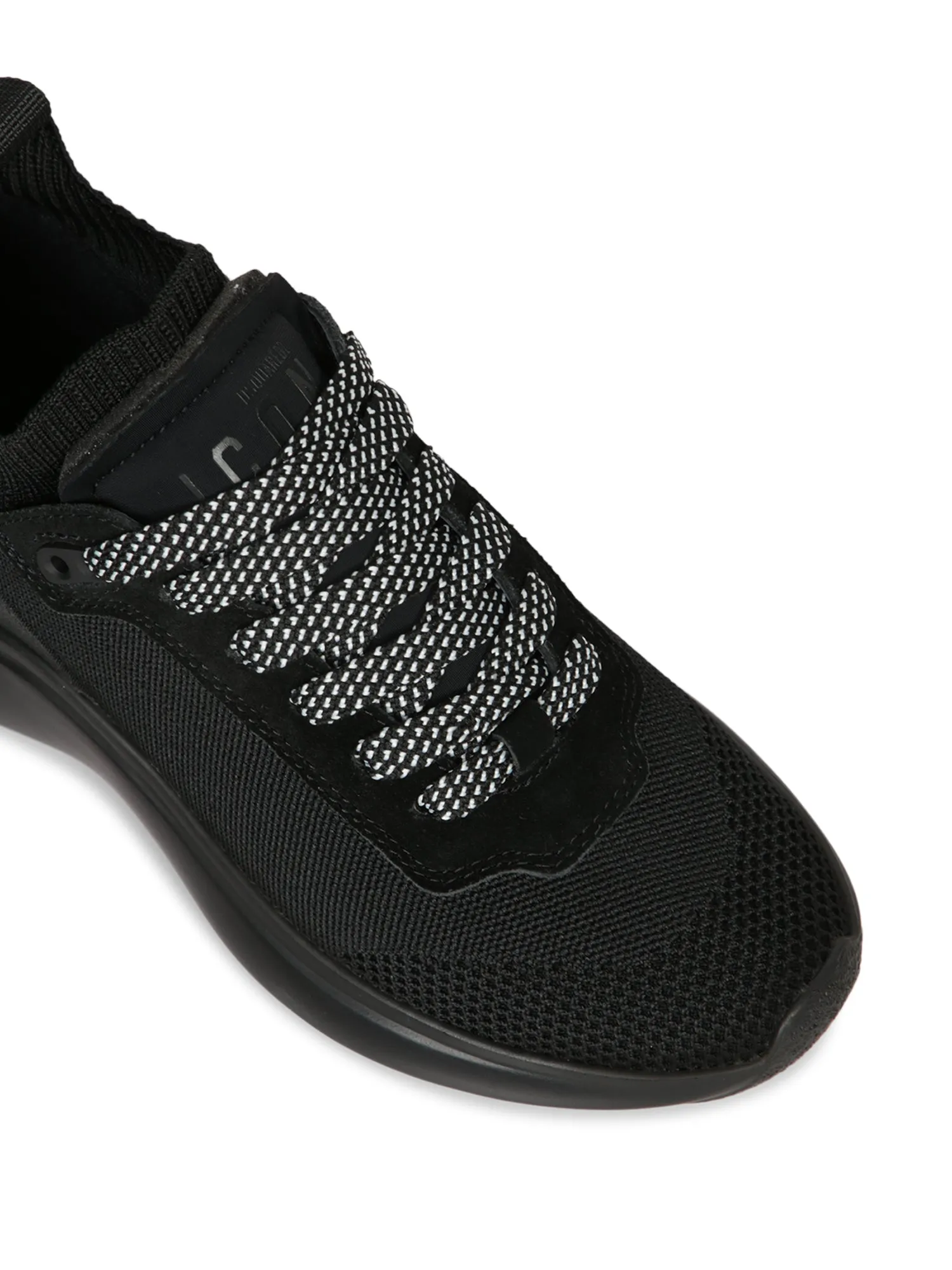 Fly Lace Logo Ton Black Sneakers