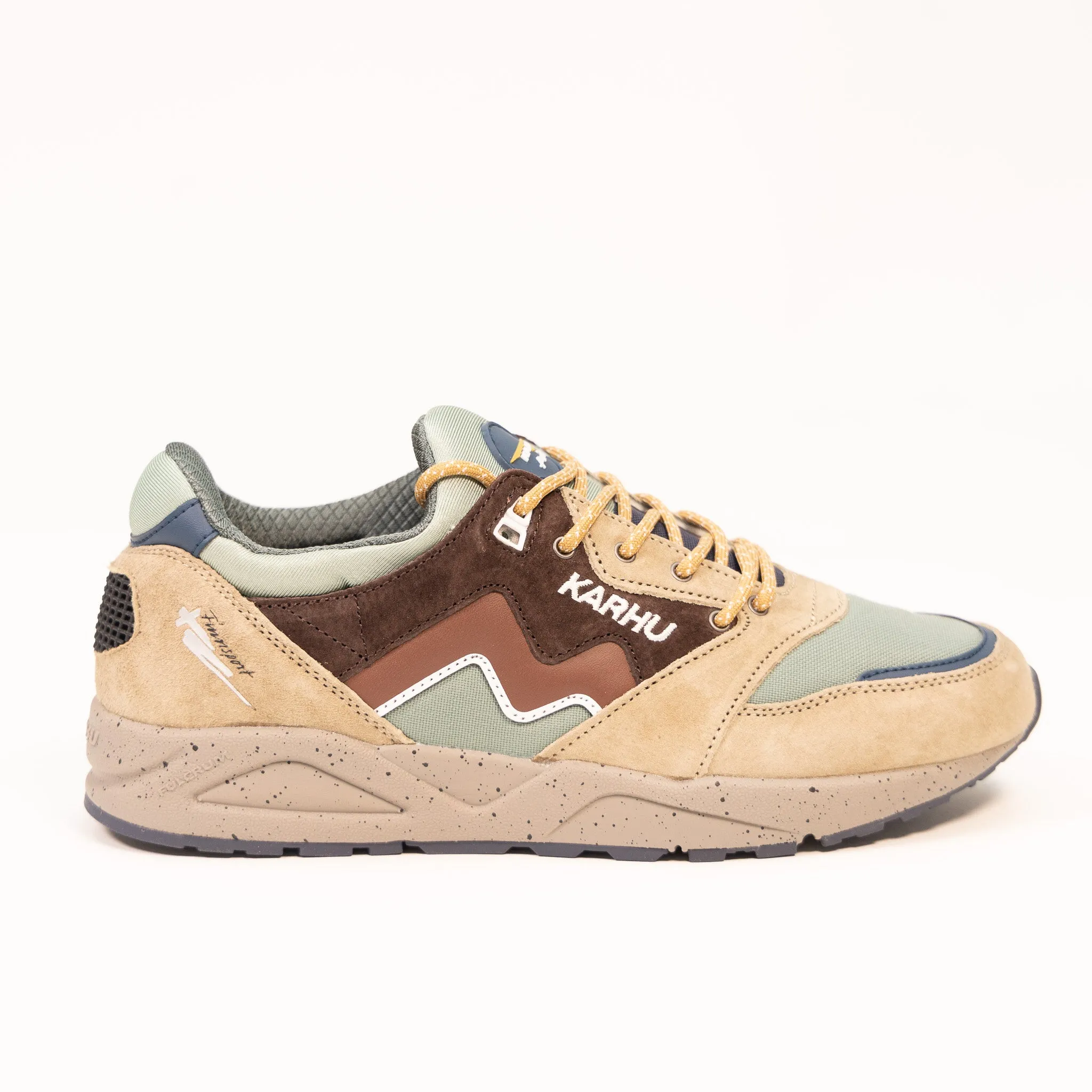 Karhu X Spectrum X La Veritiera Mölkky Aria 95 - Slate Green/Cappuccino