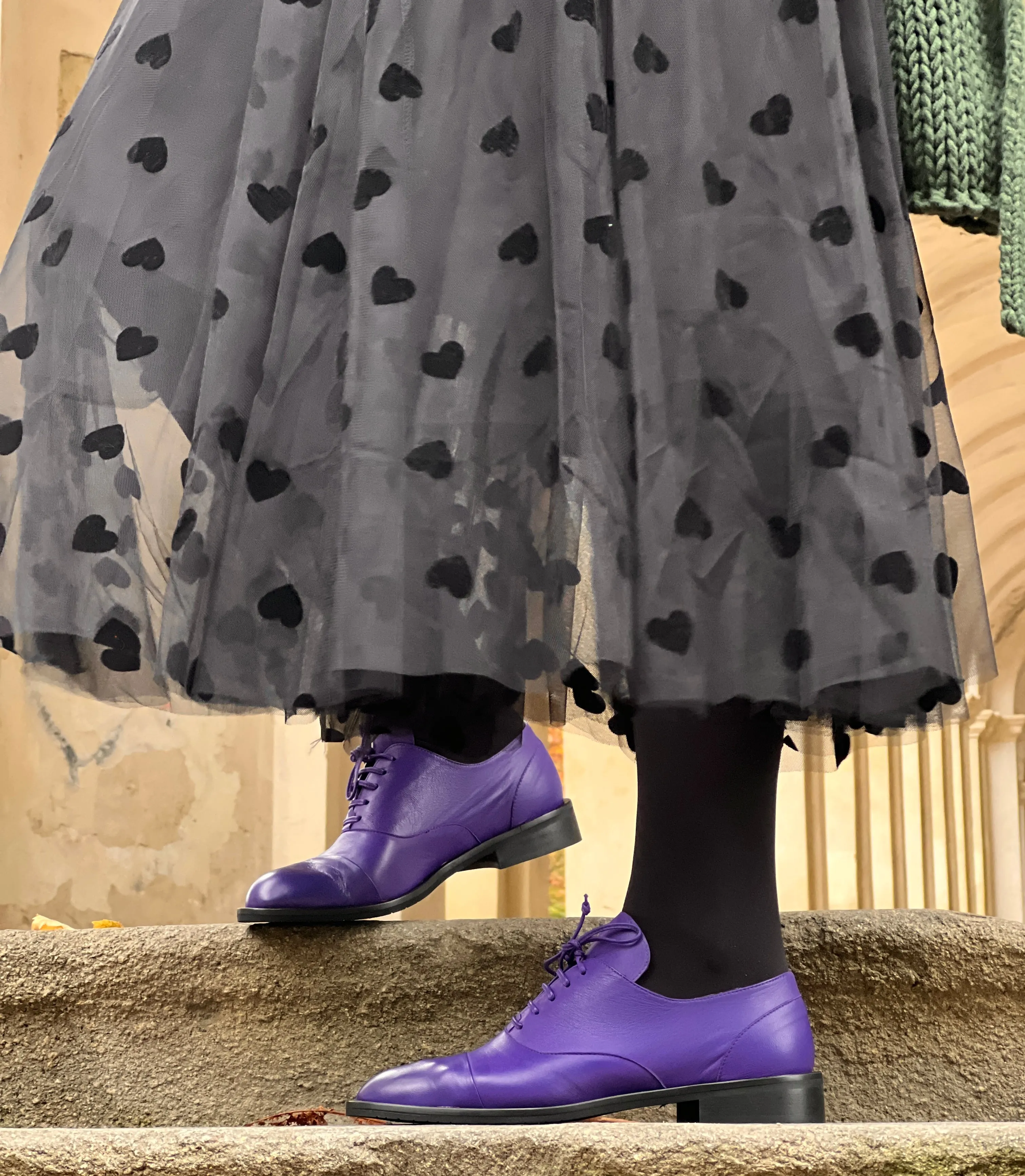 Kim Violet scarpa bassa allacciata in nappa viola artigianale Toscana