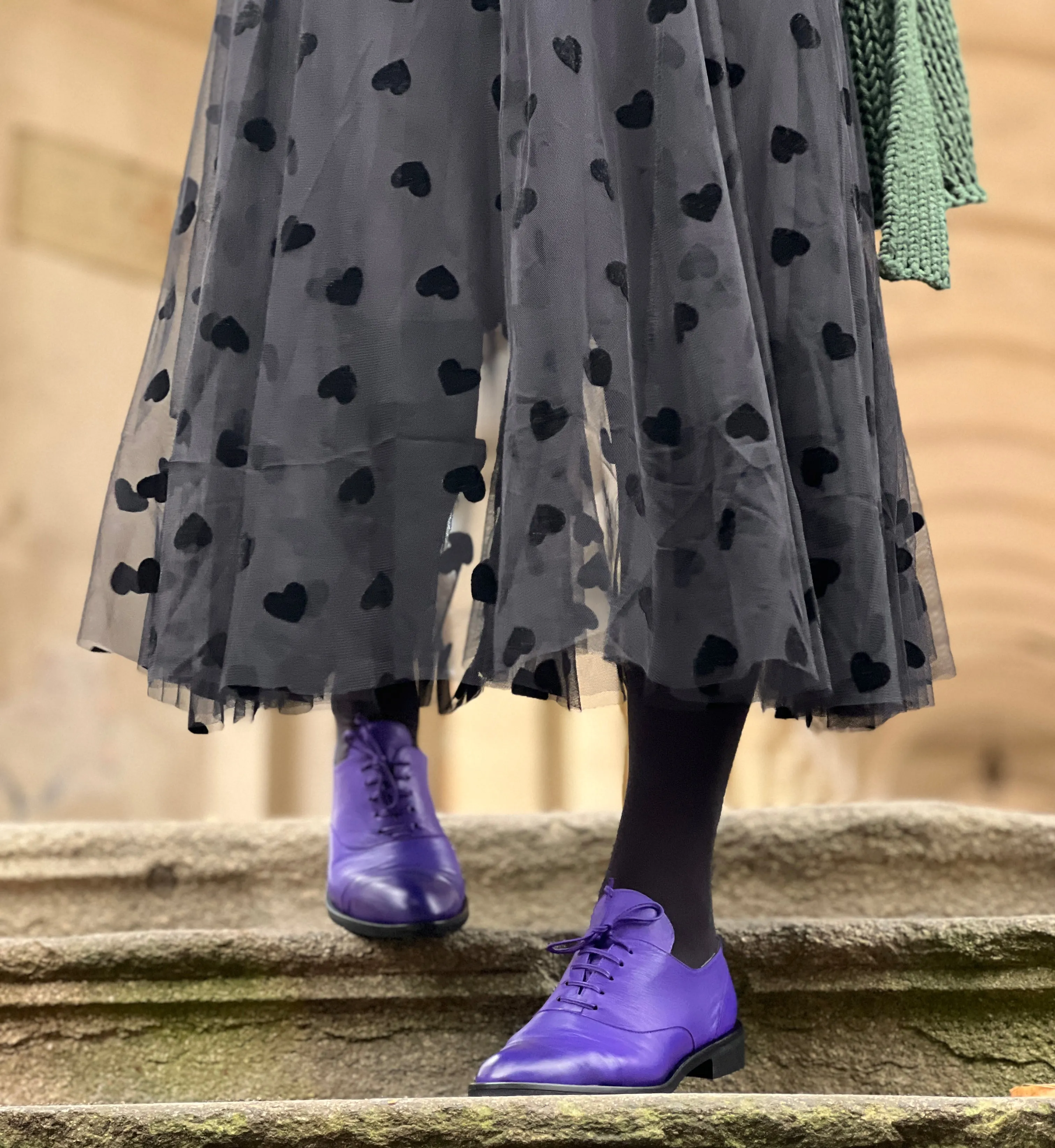 Kim Violet scarpa bassa allacciata in nappa viola artigianale Toscana