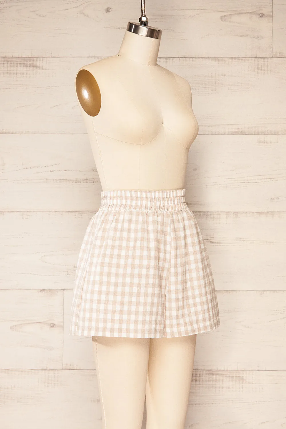 Macari Cream | Checkered High-Waisted Shorts