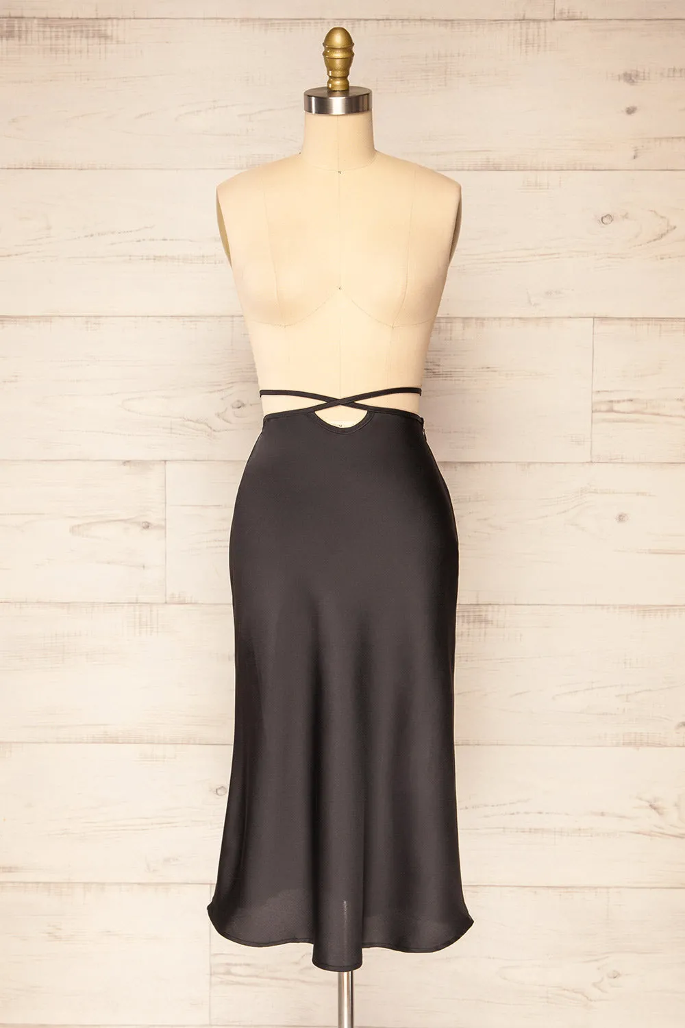 Maddie Black | Satin Midi Skirt