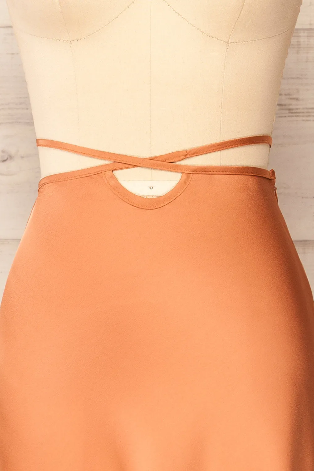 Maddie Rust | Satin Midi Skirt
