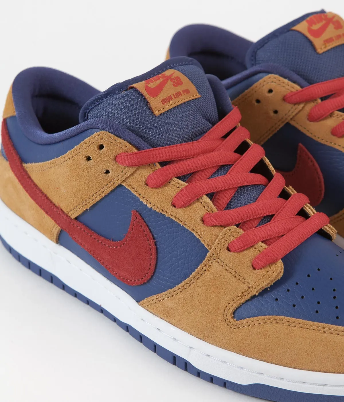 Nike SB Dunk Low Pro 'Papa Bear' Shoes - Wheat / Light Fusion Red - Dark Purple Dust - White