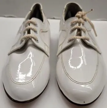Nile -- Boy's Dress Oxford -- White Patent