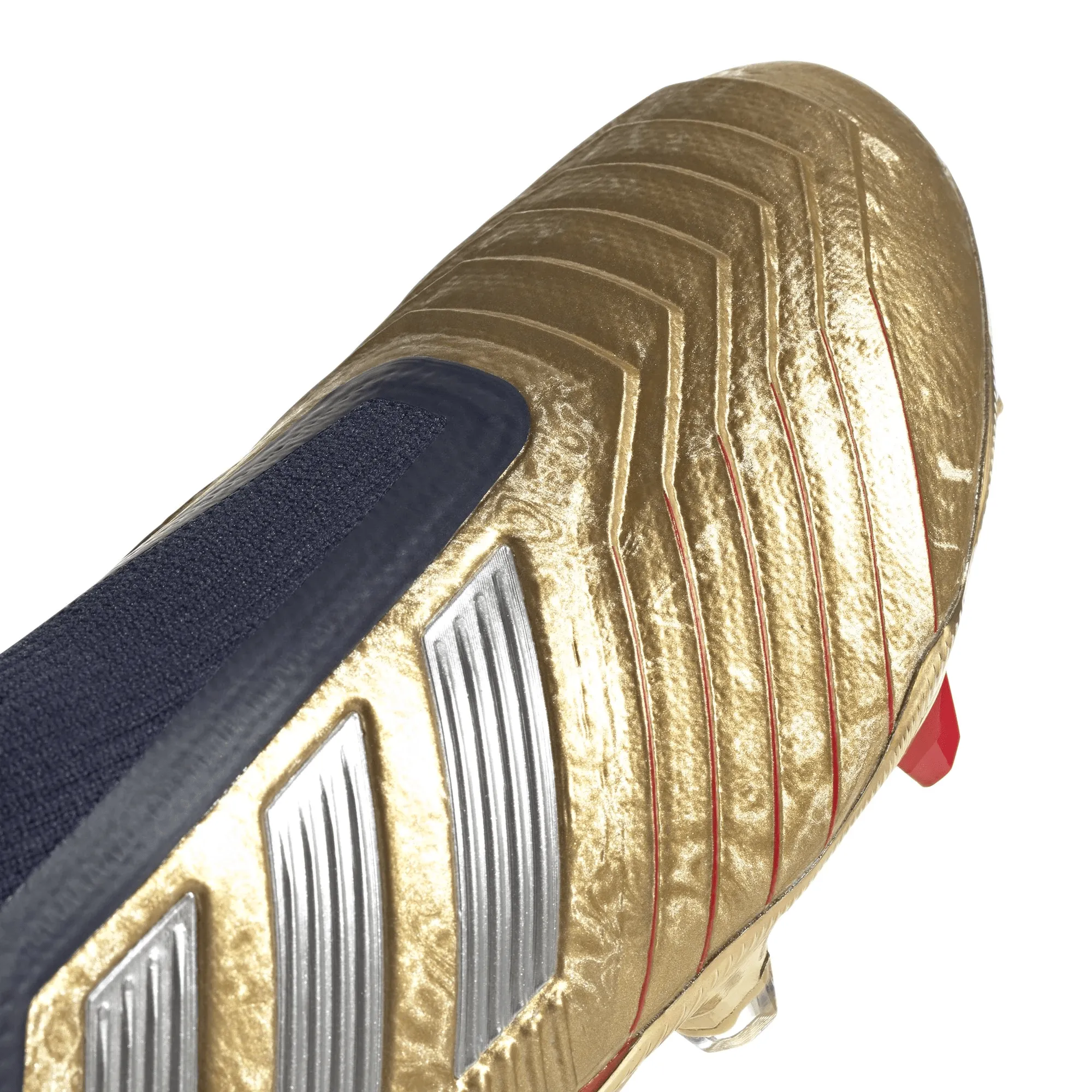 Predator 19  Firm Ground Beckham Boots