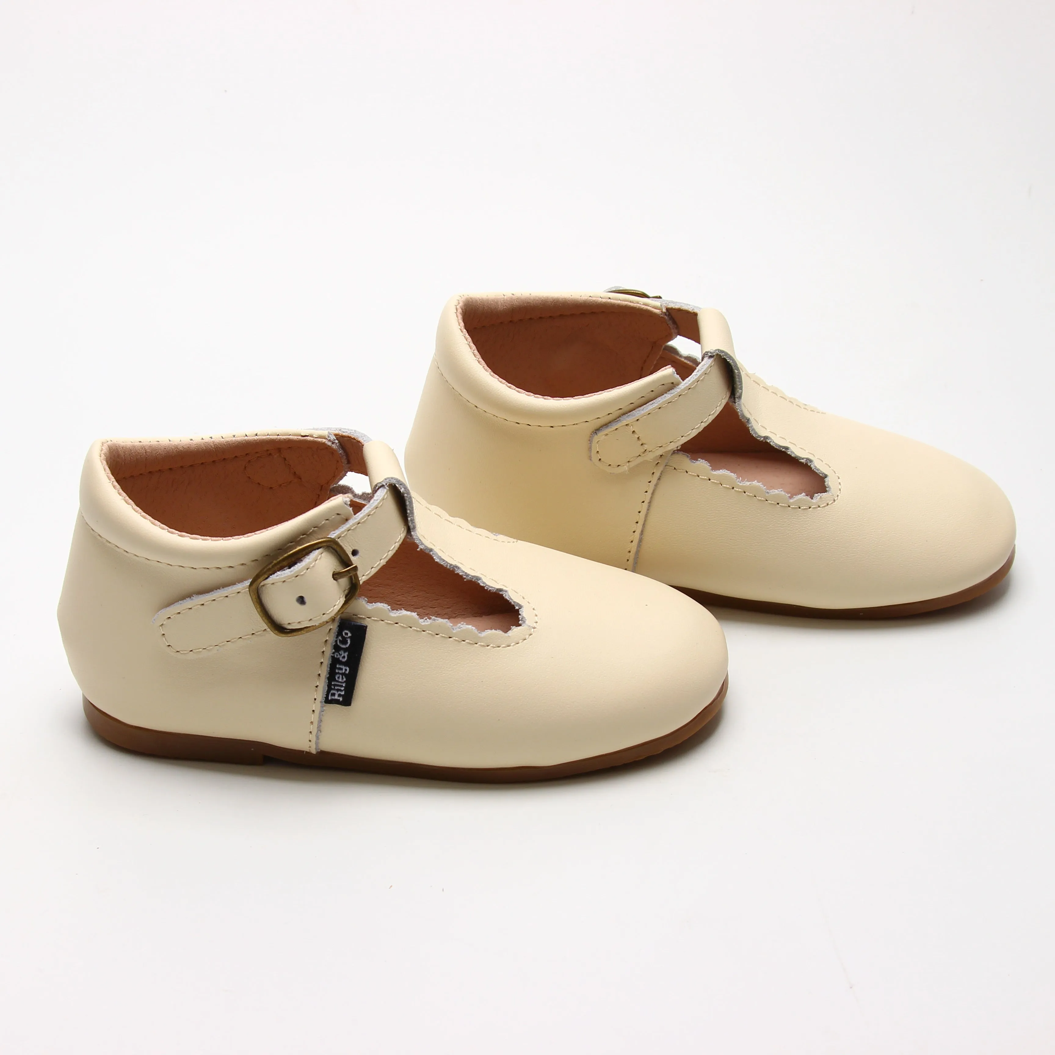 Riley T-Straps - Scalloped - Pale Yellow