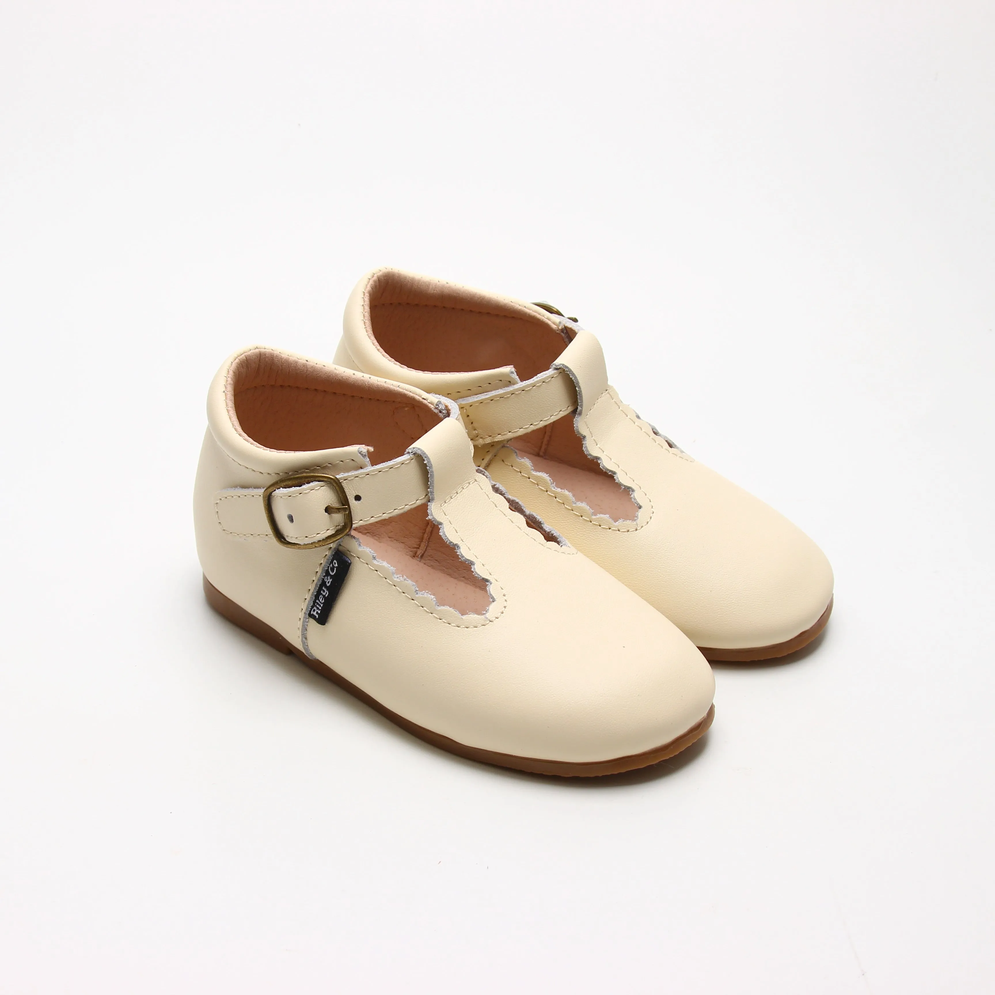 Riley T-Straps - Scalloped - Pale Yellow