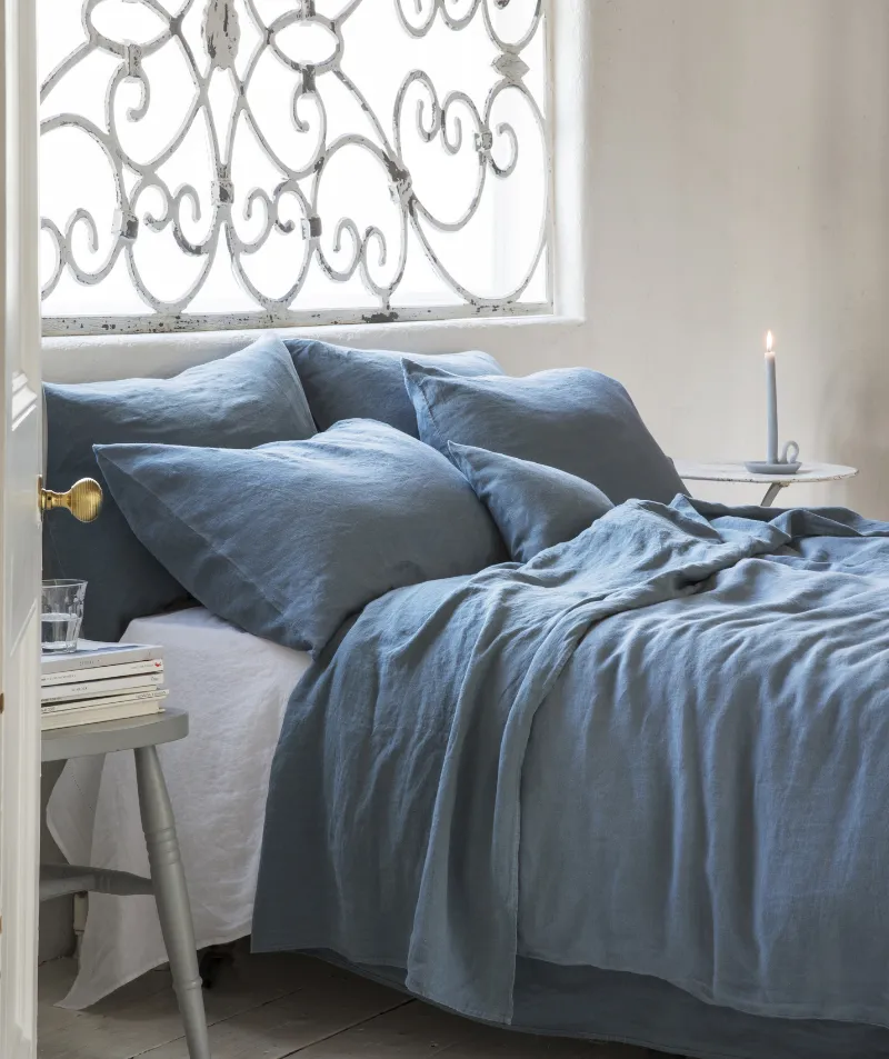 SAMPLE SALE<br>Blue Pillowcase Oxford