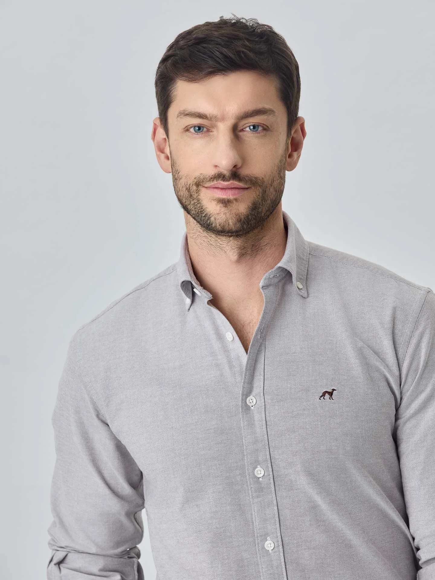 Slim fit 100I cotton plain oxford shirt