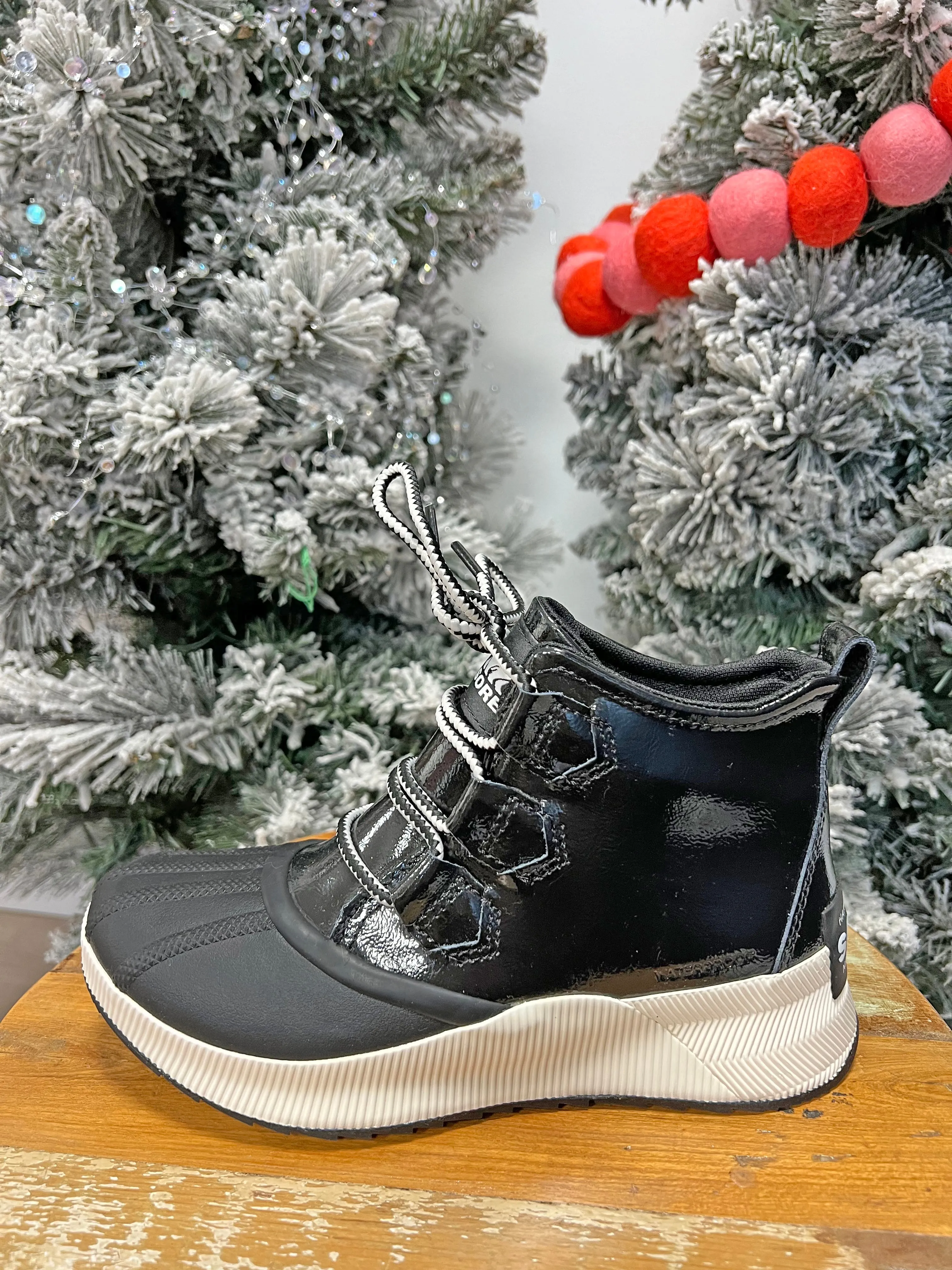 Sorel Out N About Classic Rain Boot - Black/Sea Salt - FINAL SALE