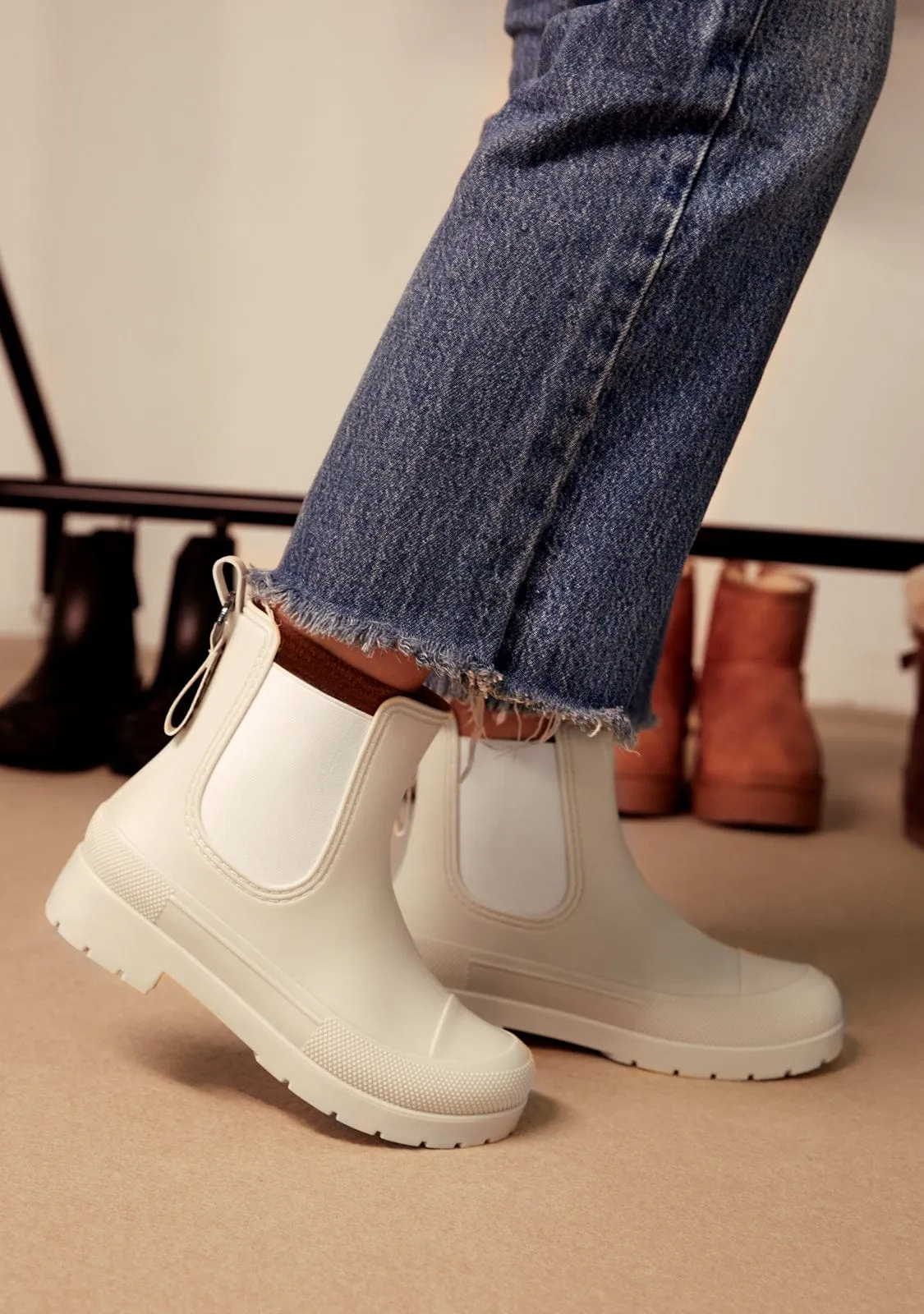 Unisex Beige Rain Boots B&W