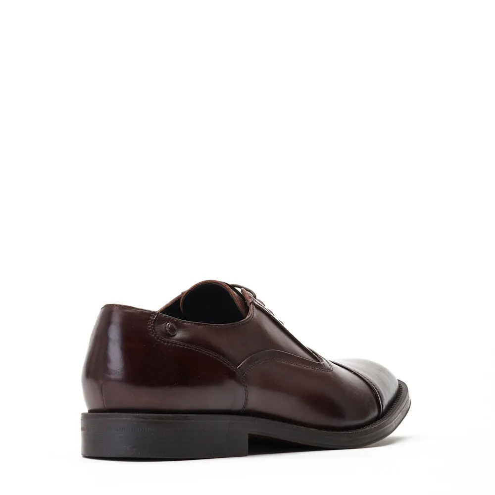 Wilson Waxy Oxford Shoes