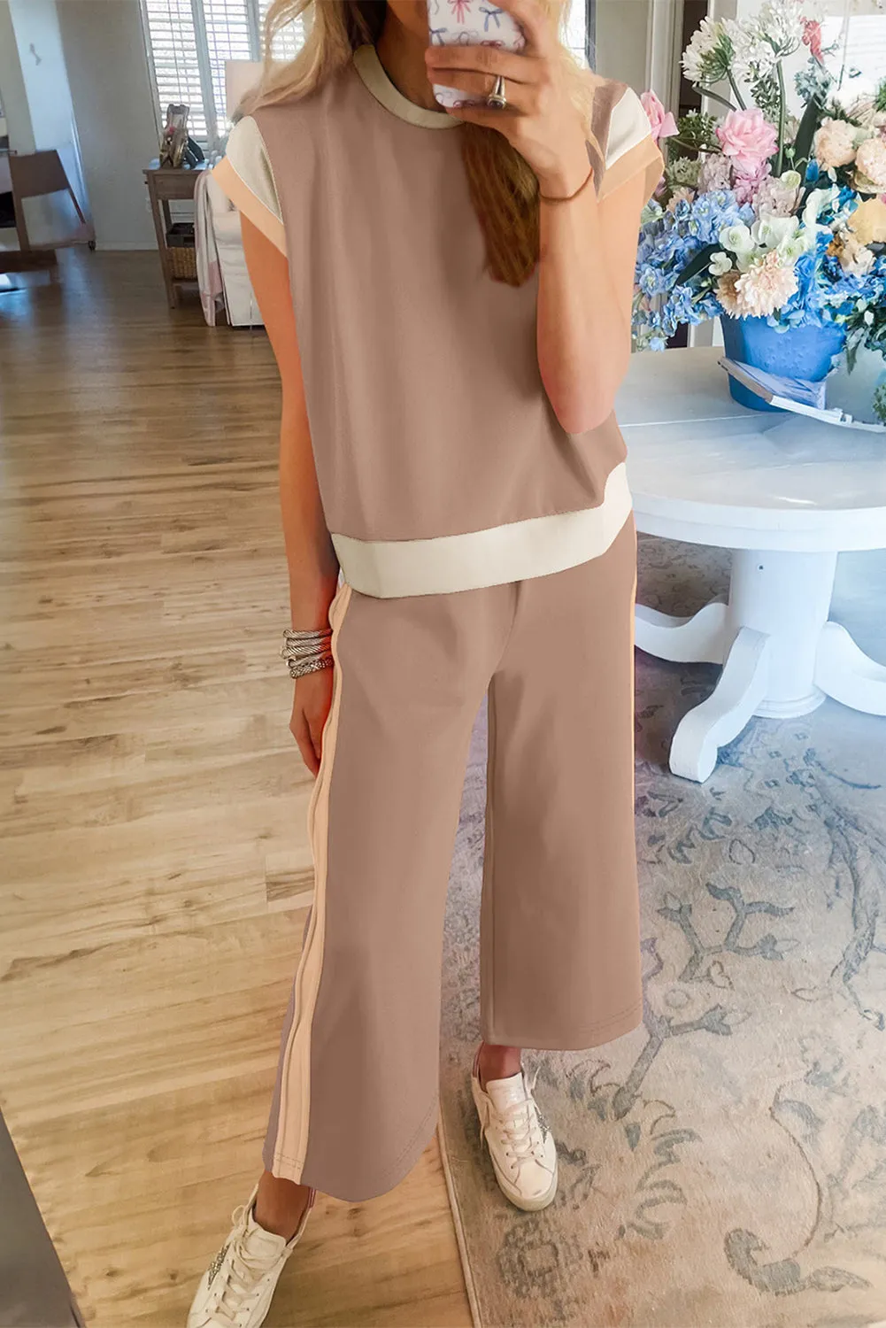 Women's 2 Piece Color Block Lounge Set Cap Sleeve Tee and Wide Leg Pants Set