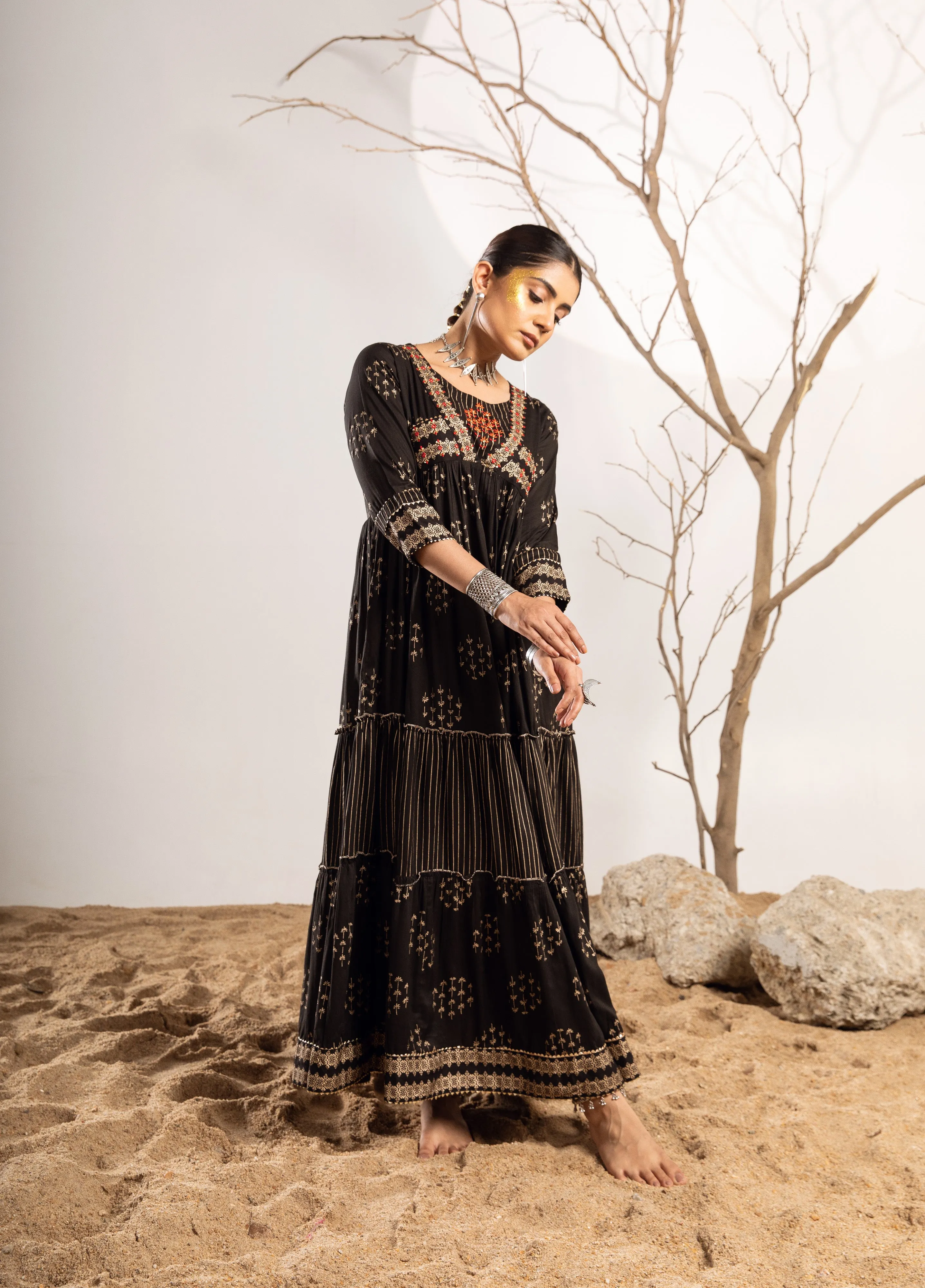 Women's Rayon Black Flared/Tiered Gown