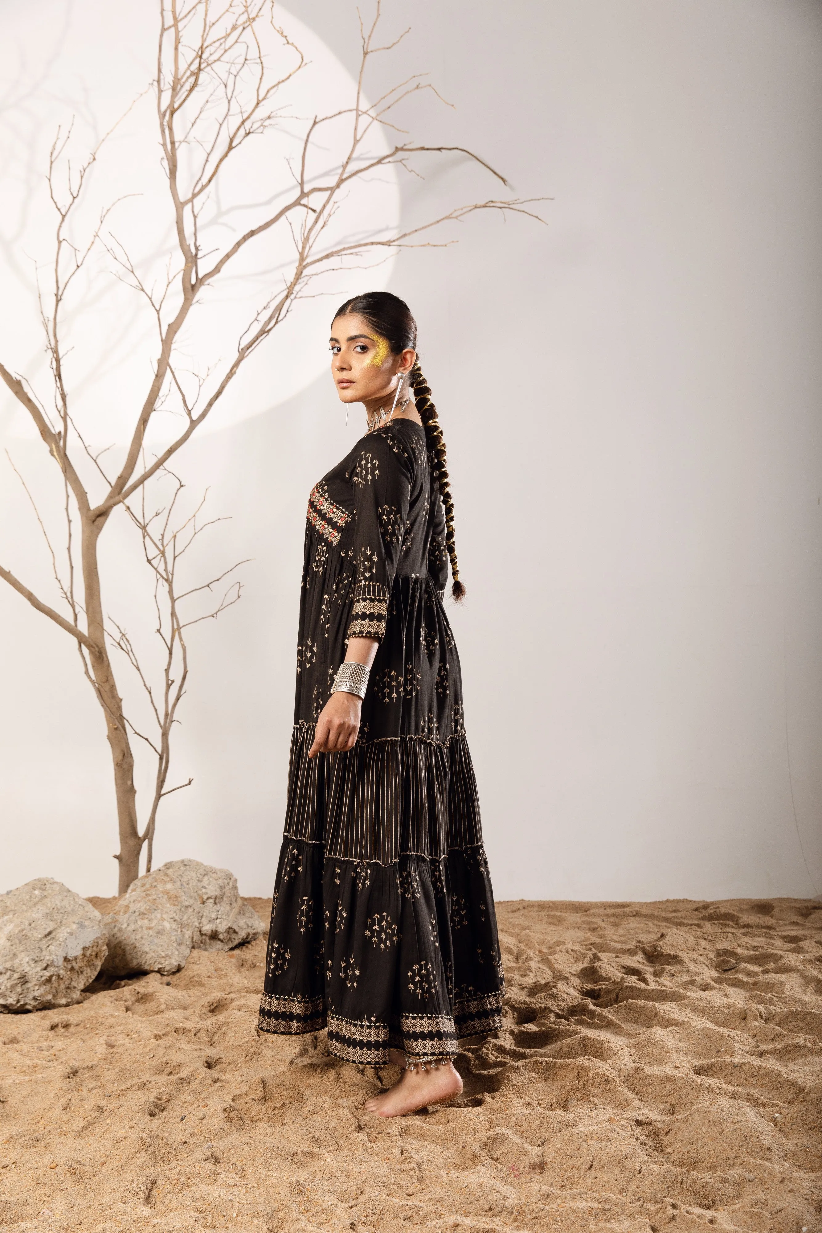 Women's Rayon Black Flared/Tiered Gown