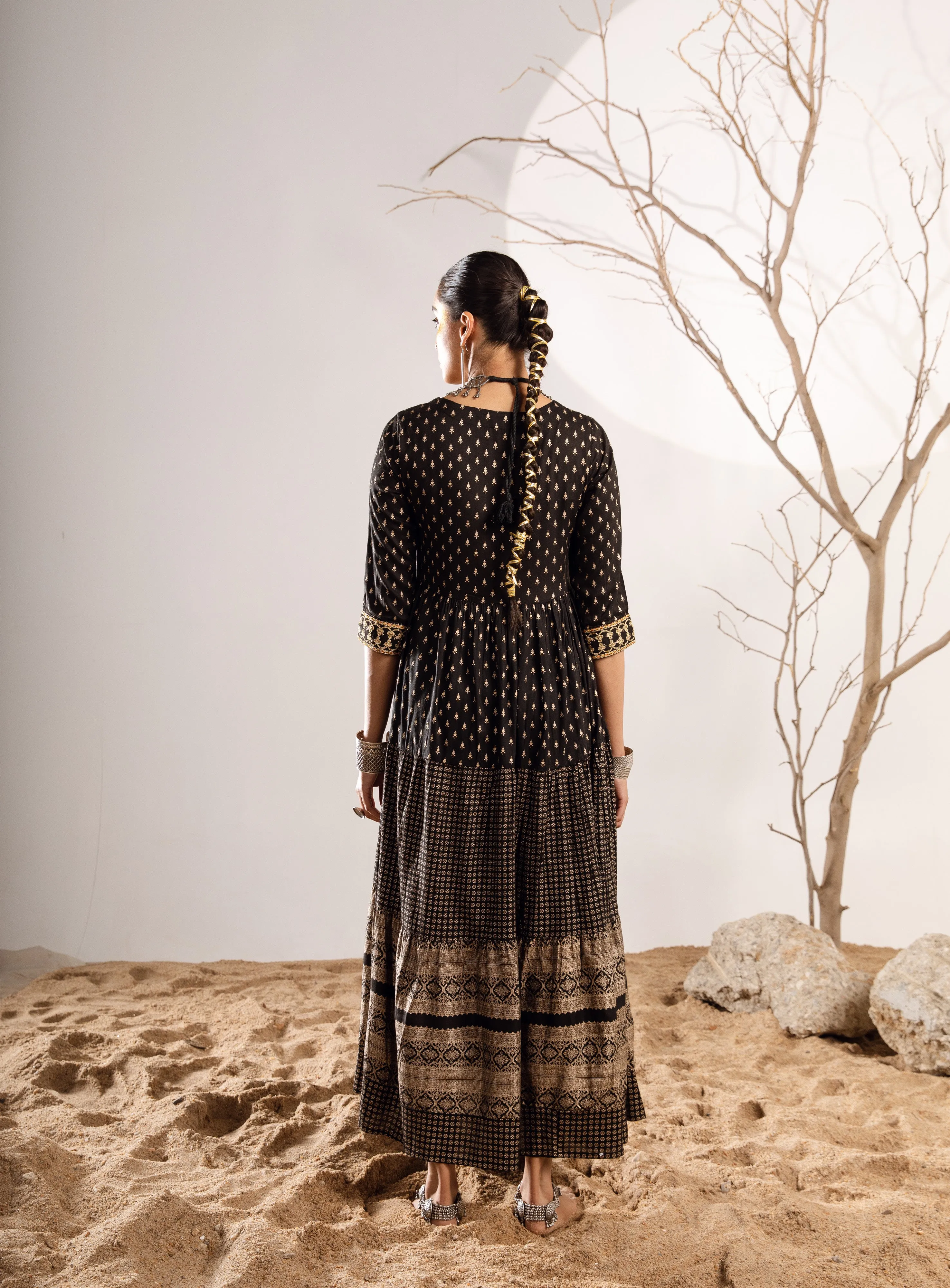 Women's Rayon Black Flared/Tiered Gown