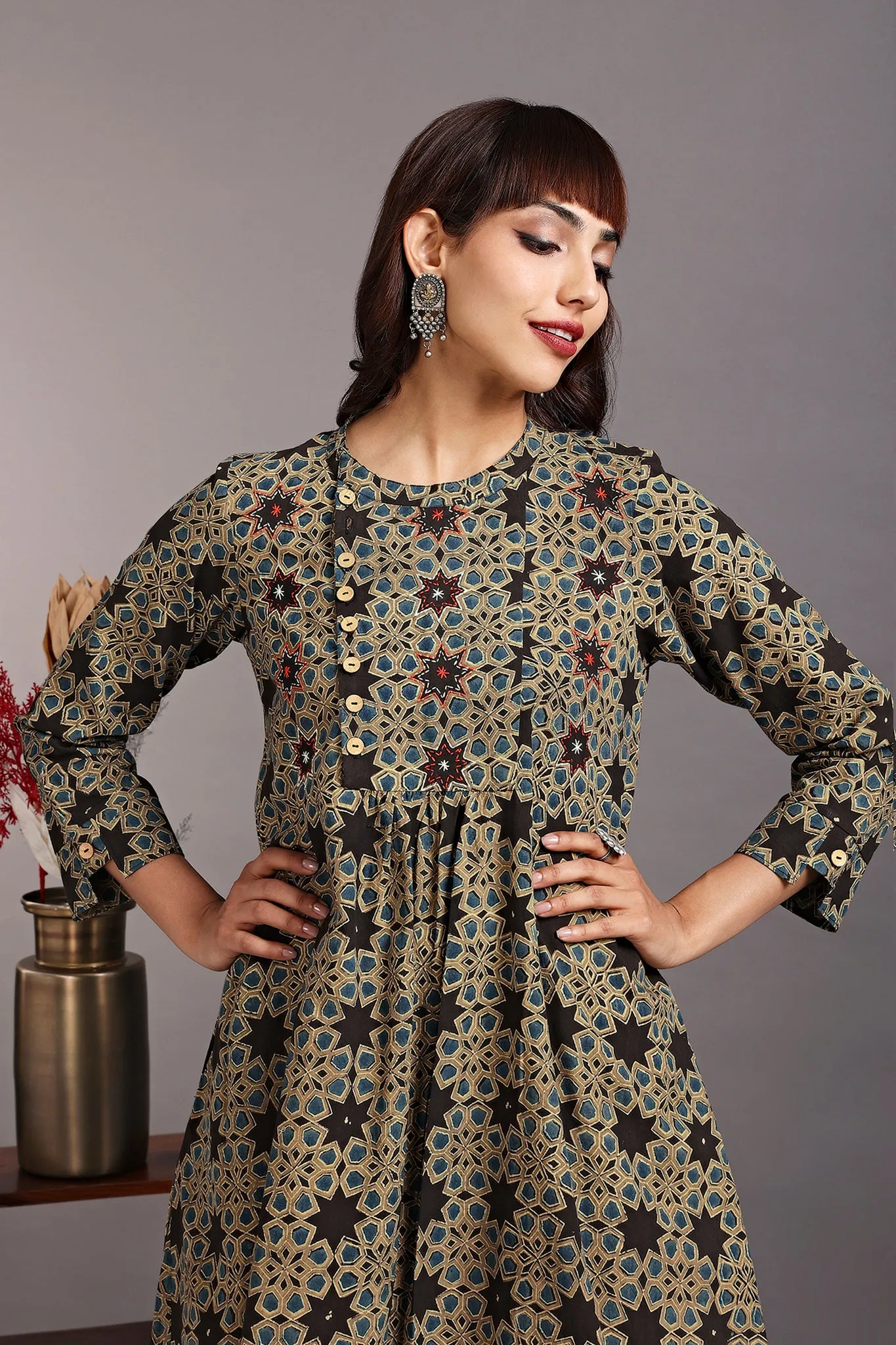 zen yoke gather kurta - hickory brown & stargazer lily