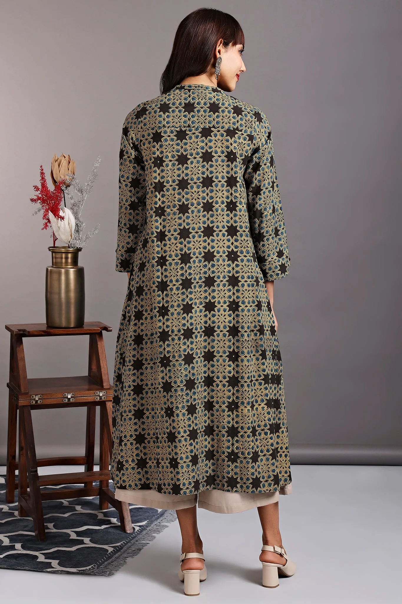 zen yoke gather kurta - hickory brown & stargazer lily